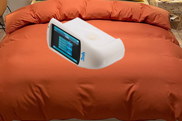 1644378376588921.jpg 光泽度仪测量织物光泽度.jpg